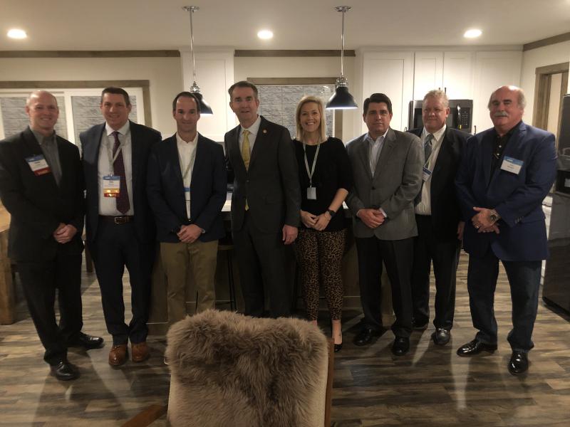 El gobernador Northam promete un progreso continuo para satisfacer las demandas de vivienda asequible en Virginia